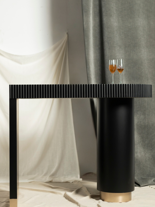 Nero | Console Table